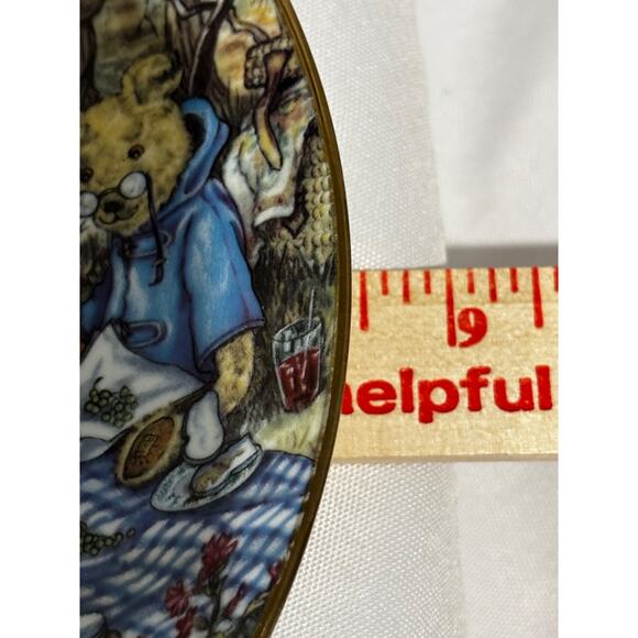 Vintage 1983 Susan Anderson's Bear Feats Teddy Bear Picnic Plate decor collector - Picture 8 of 8